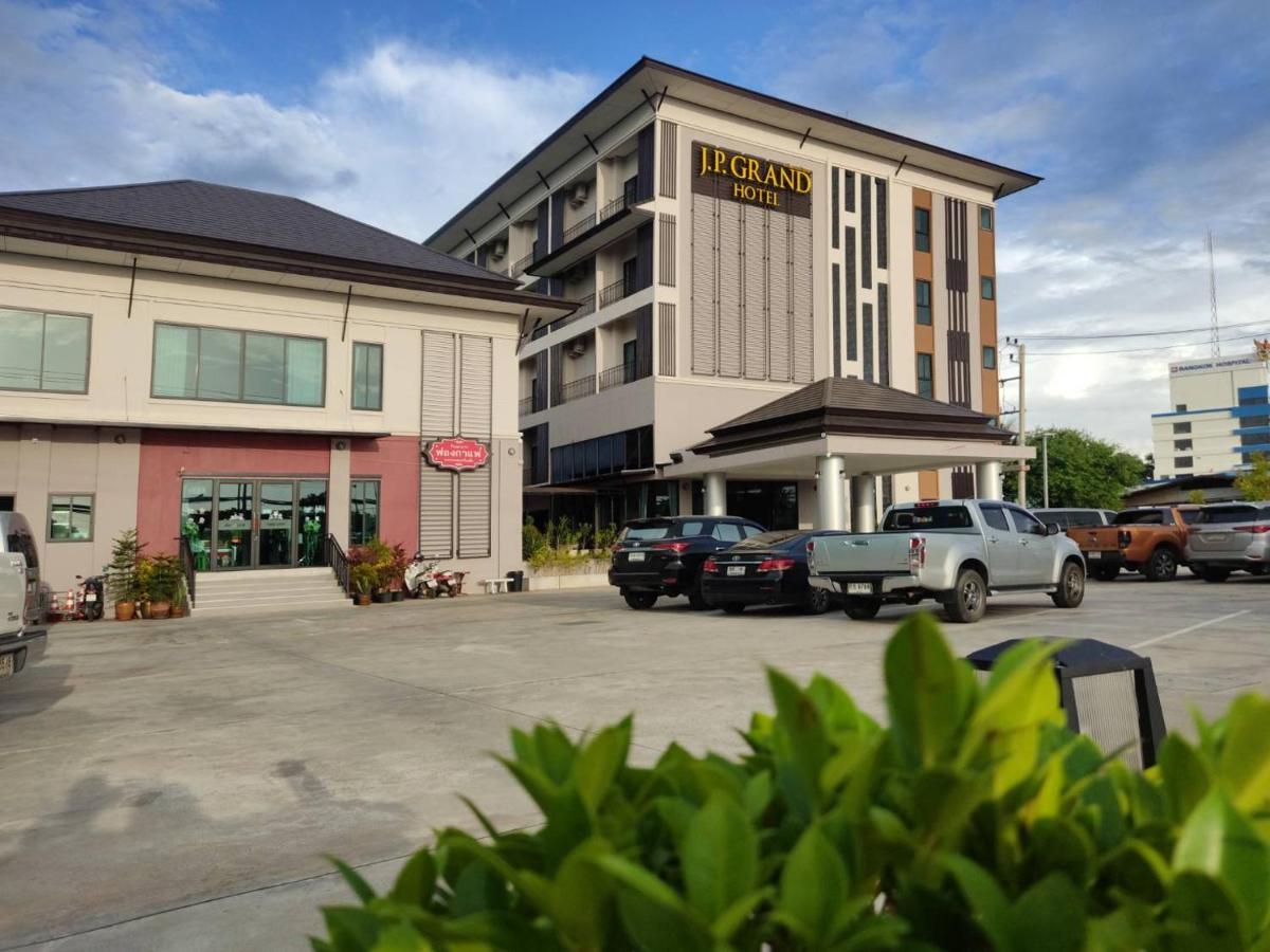J.P.Grand Hotel Trat Extérieur photo